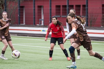 Bild 400 - wBJ FC St. Pauli - Walddoerfer SV : Ergebnis: 3:4